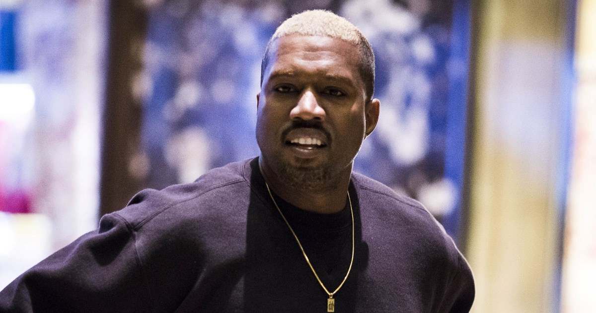 Nakon glasina da je nestao, Kanye snimljen ispred hotela s misterioznom ženom