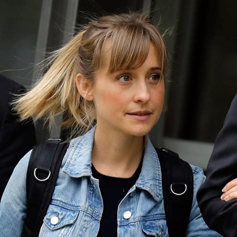 Glumica uvlačila žene u bizaran kult, tjerali ih na spolne odnose. Sad je progovorila