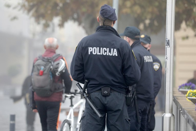 Ubojstvo u Vukovaru, žena od ozljeda umrla u bolnici. Uhićen muškarac, bio u bijegu