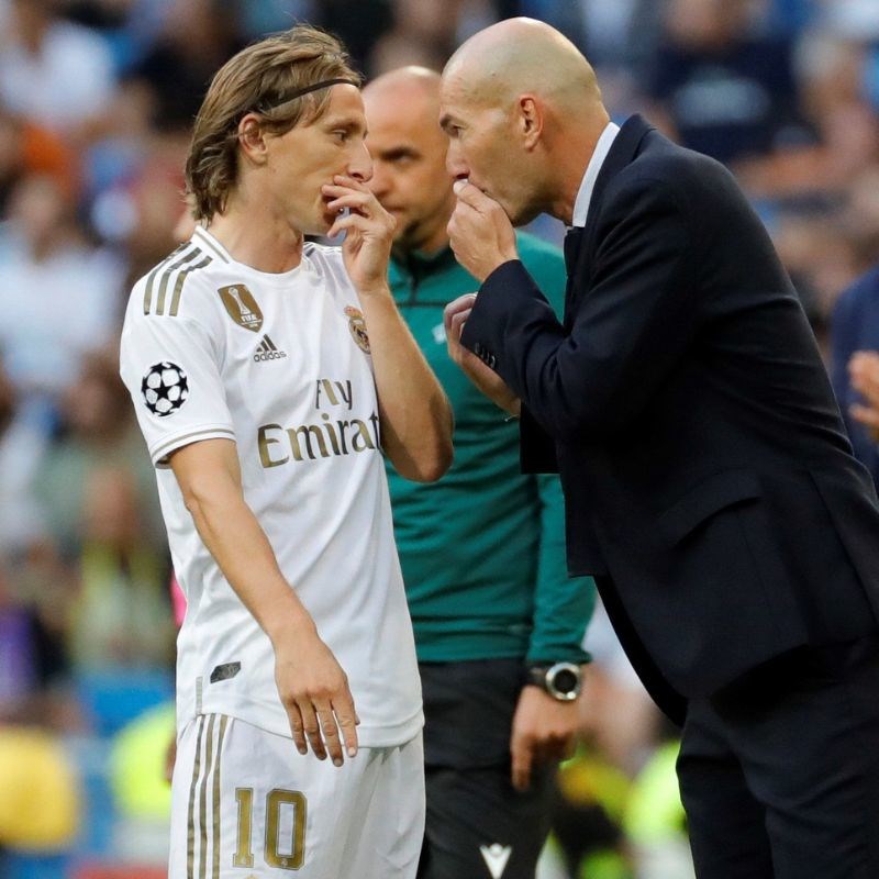 Zidane složio svog savršenog igrača. U jednu kategoriju uvrstio je i Modrića