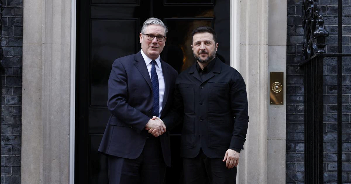 Starmer Zelenskom: Fokus mora ostati na Ukrajini unatoč ratu u Iranu