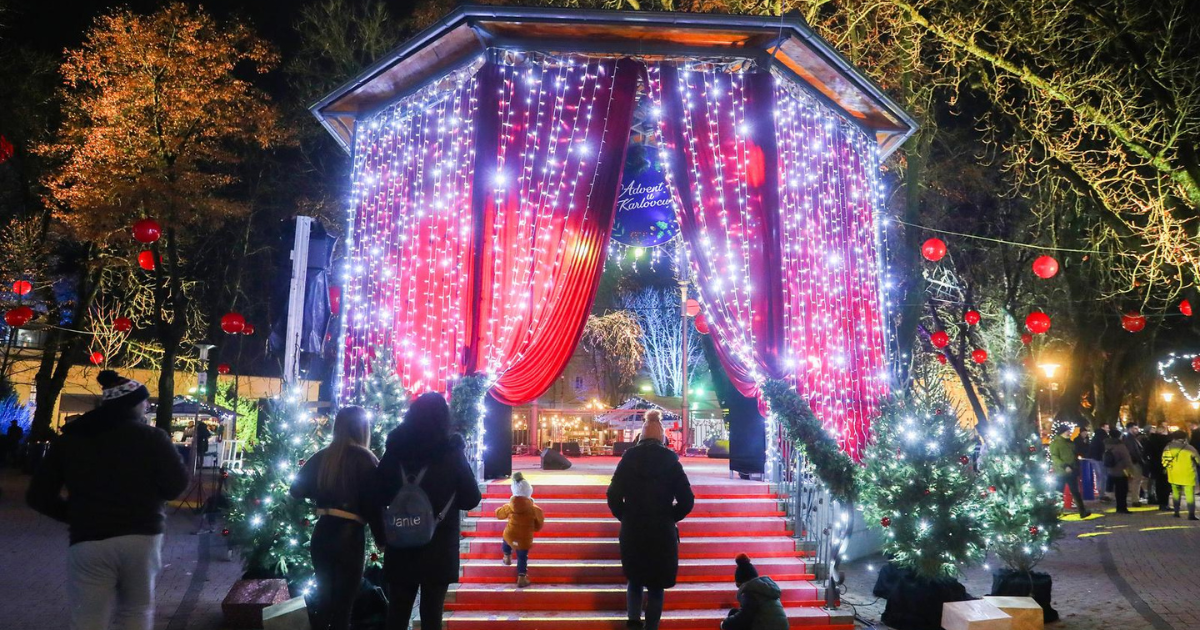 FOTO Blagdanski ugođaj zavladao je ulicama Karlovca