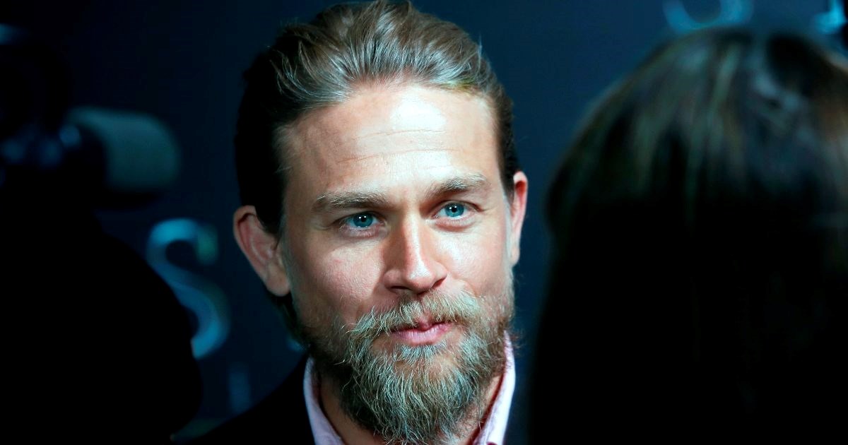 Charlie Hunnam glumit će zloglasnog serijskog ubojicu u popularnoj seriji