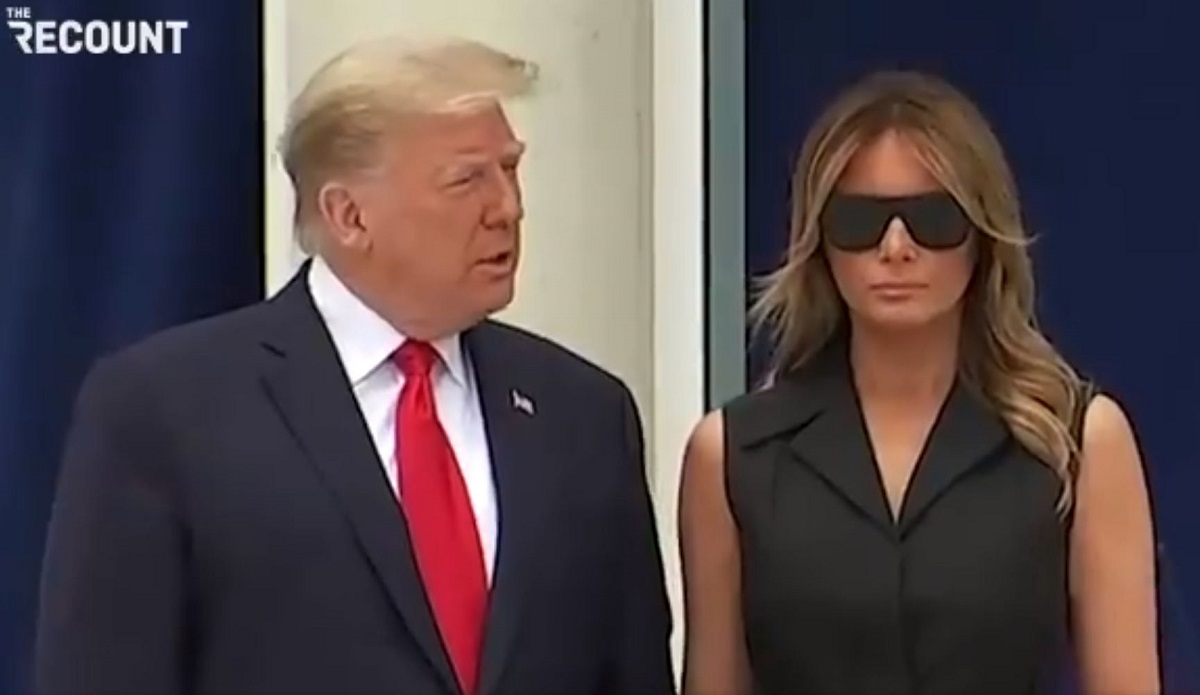 Trump tražio od Melanije da se nasmije, zbog njezine reakcije snimka postala viralna