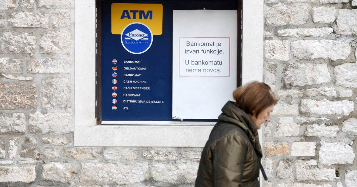 U banke se uvode paketi besplatnih usluga za račune s redovitim primanjima