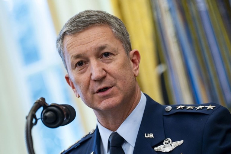 Glavni američki general upozorio Trumpa u nedostatak potpore za napad na Iran