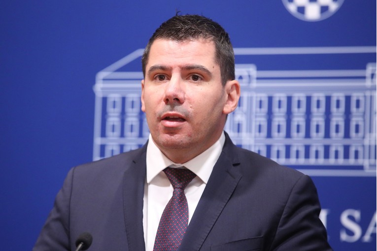 Grmoja: Ako je Sessa primio mito, građani ne smiju dati povjerenje predsjednici