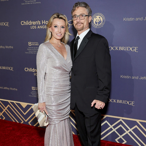 Producent serije Kosti razvodi se zbog mailova koje je razmjenjivao s Epsteinom