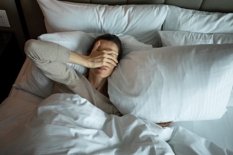 Stalno ste umorni i žudite za šećerom? Liječnica otkriva mogući uzrok