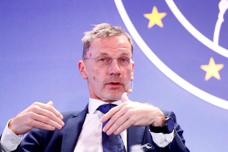 Vujčić o uvođenju eura: Cijene su se povećale, ali ne toliko koliko ljudi misle