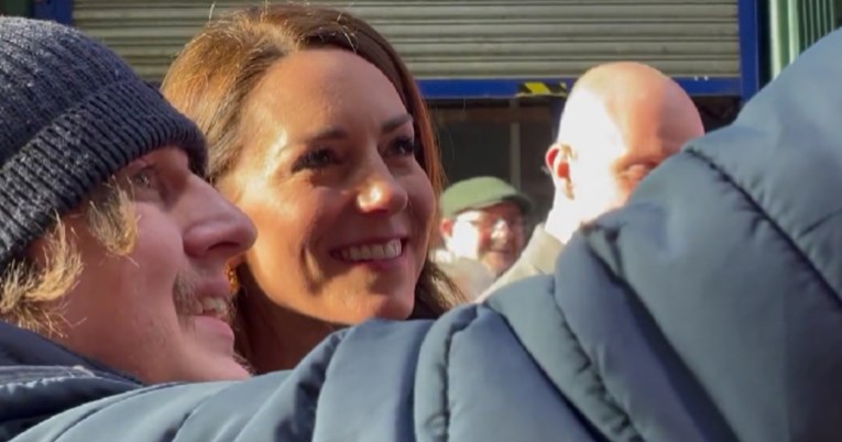 Zamolio Kate Middleton za selfie, reakcija princeze iznenadila mnoge