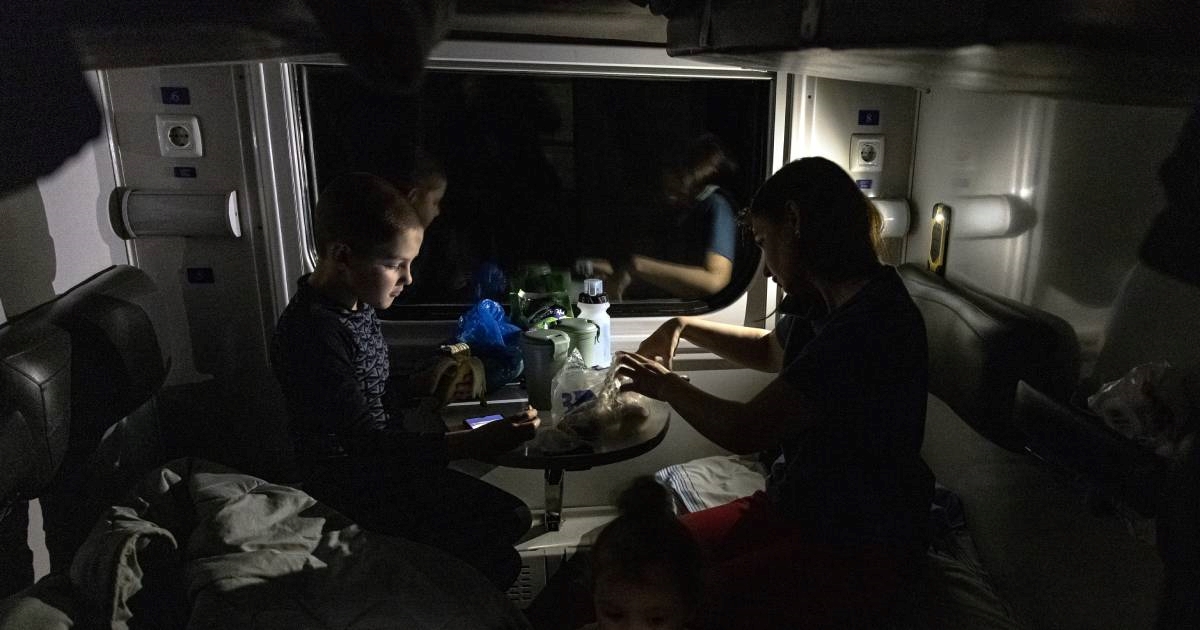 Velik dio Kijeva bez struje nakon silovitih ruskih napada. Temperature su ispod nule