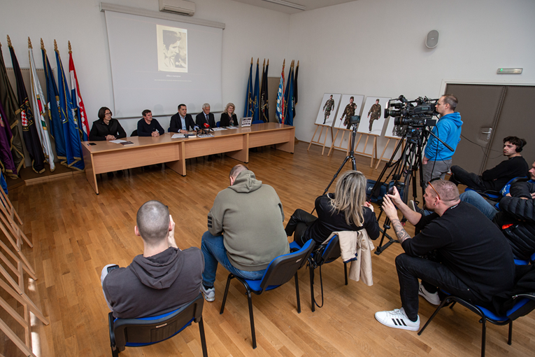 Logoraš: U dvorani SPENS su me mučili strujom da kažem da sam ubio 41 srpsku bebu