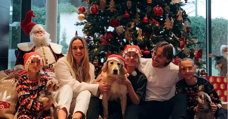 Luka Modrić objavio božićnu čestitku uz obiteljske fotke: "Najbolje doba godine"