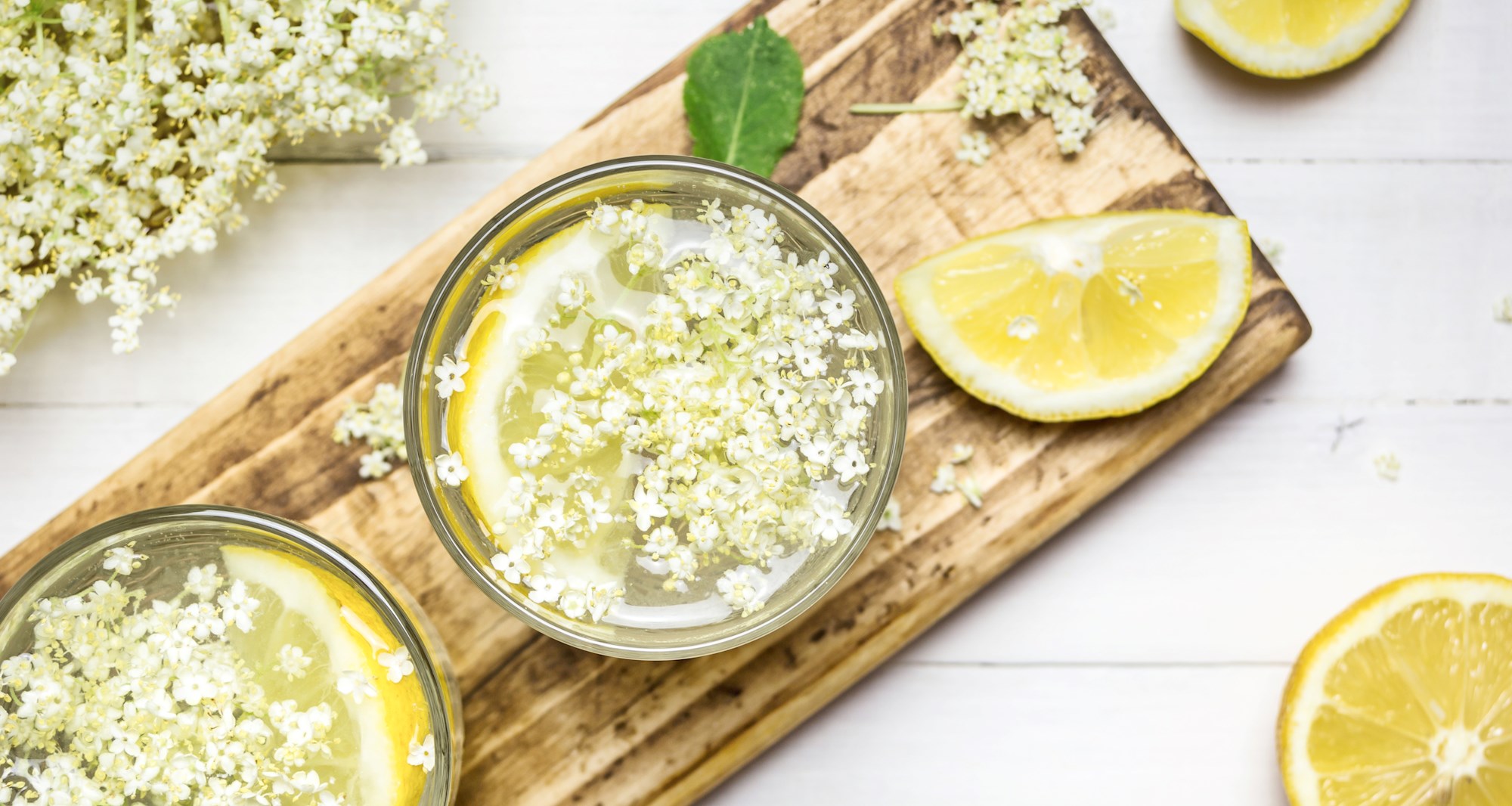 Bazga je počela cvjetati, a mi imamo odličan recept za najfiniji domaći sirup