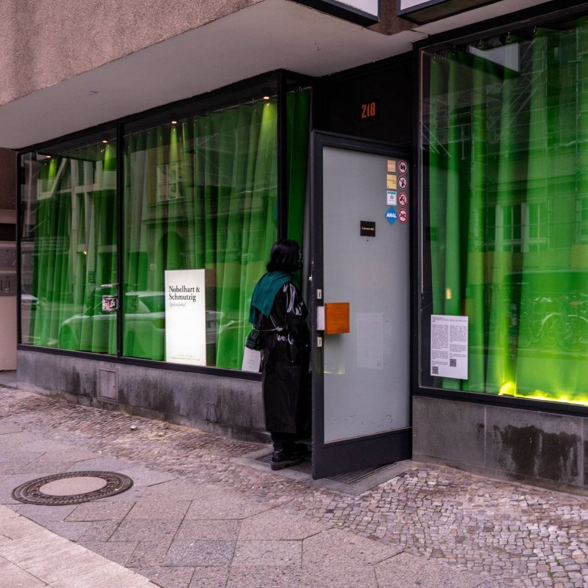 Michelinov restoran u Berlinu zabranjuje mobitele, fotografiranje i ulaz neonacistima
