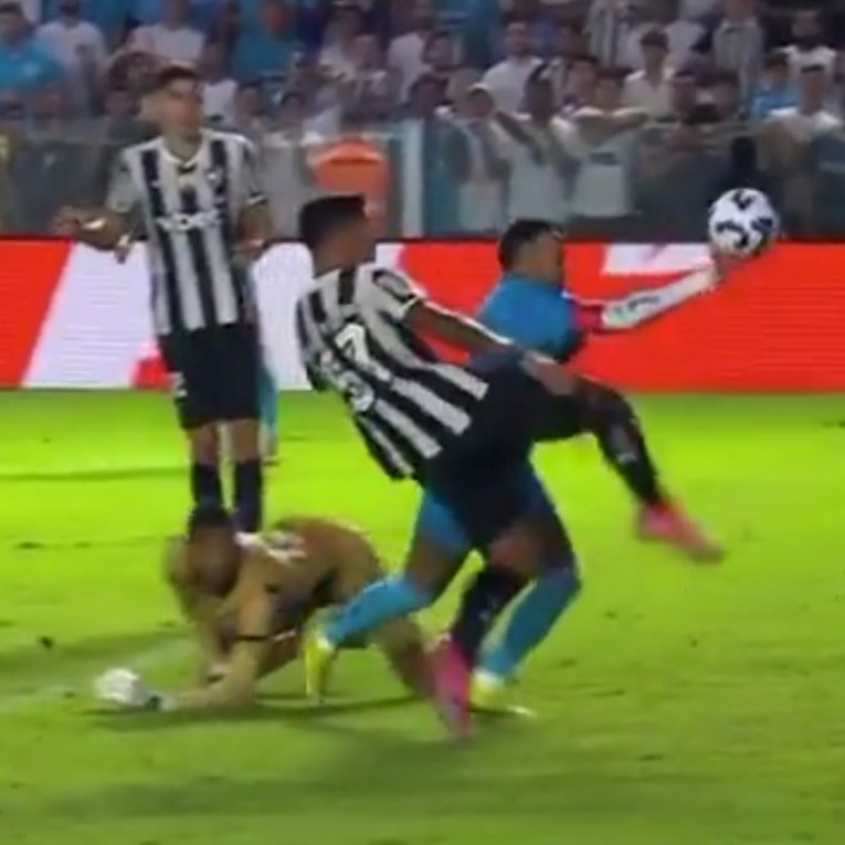 VIDEO Neymar pokušao prevariti suce. Umjesto gola dobio crveni karton