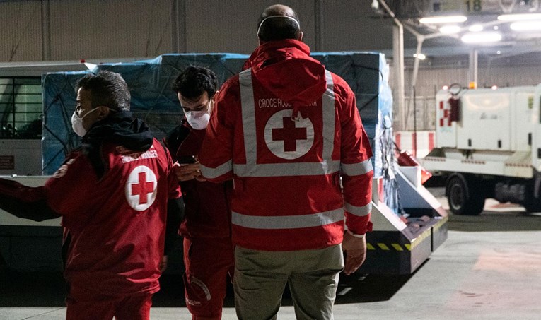 U Sloveniji zaražena dva dobrovoljca Crvenog križa