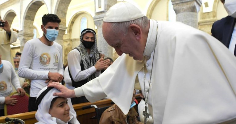 Papa vodio dosad najveću misu u Iraku: "Bratstvo je trajnije od bratoubojstva"
