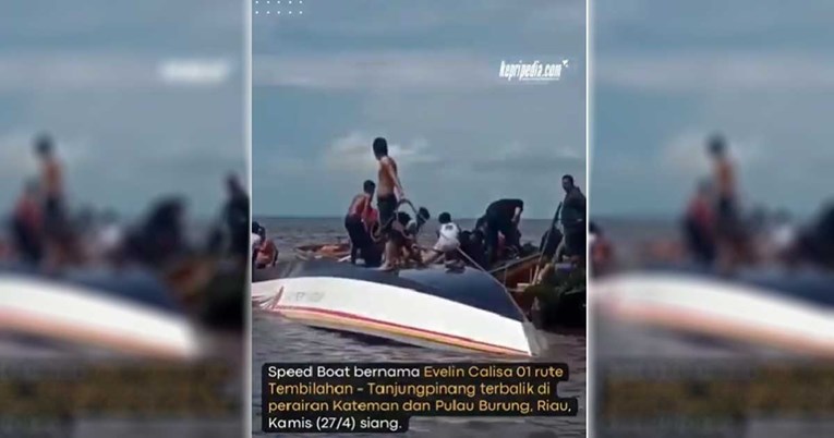 Prevrnuo se trajekt u Indoneziji, najmanje 11 poginulih