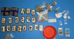 Kod mladića (23) u Splitu pronađeno skoro tri kile hašiša, trava i kokain
