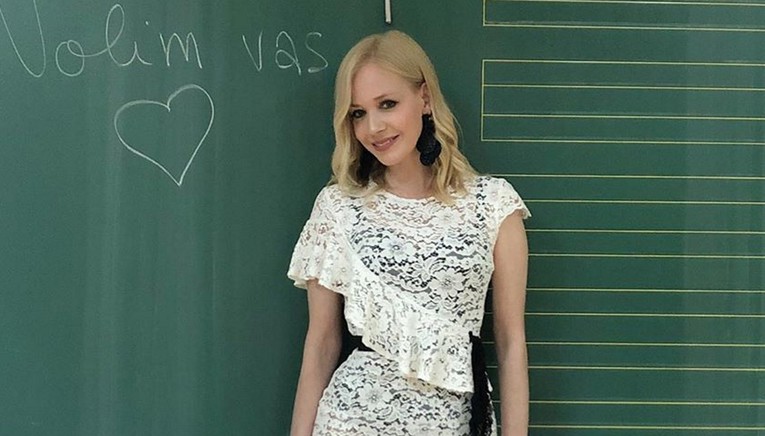 Školarka Jelena: Rozga u učionici pokazala duge noge