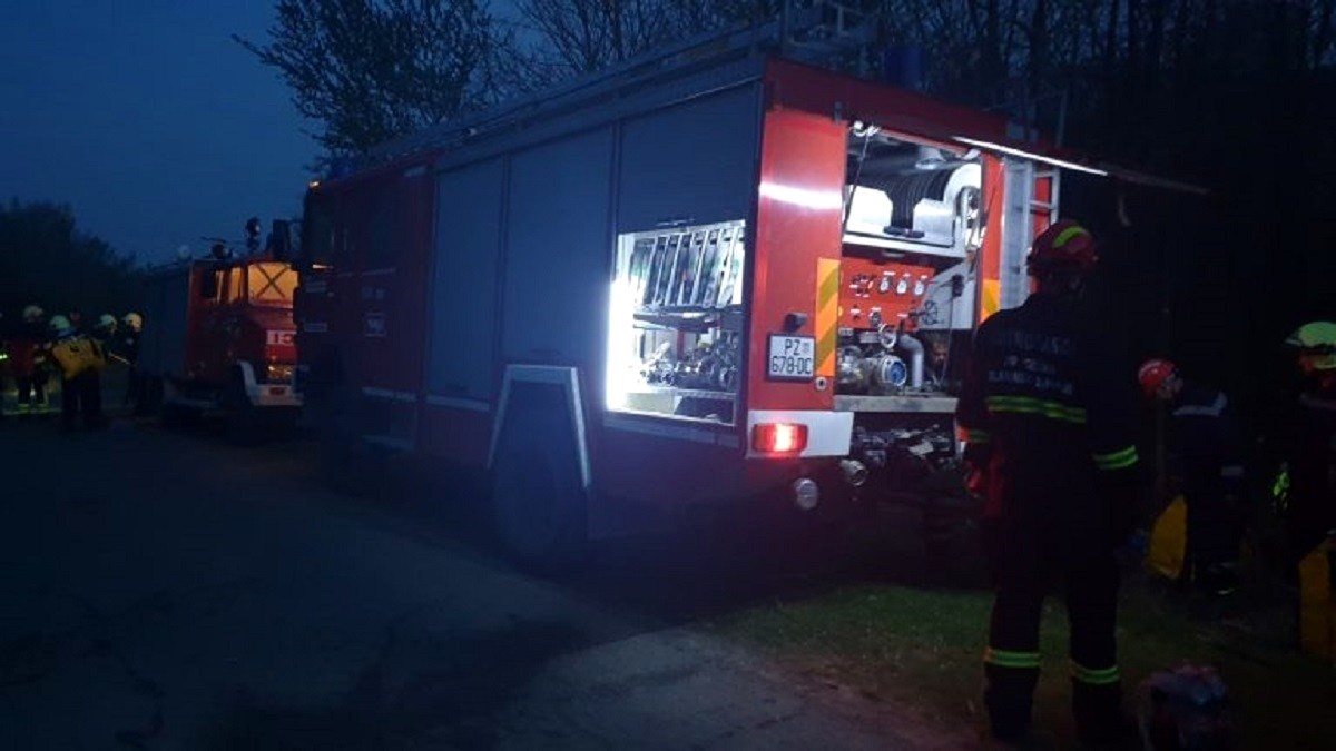Dva požara niskog raslinja kod Požege, jedan je ugašen