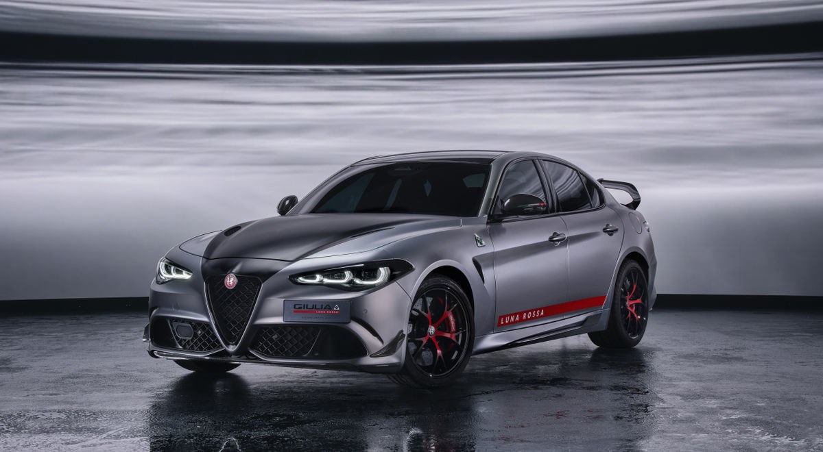 Alfa Romeo Giulia Quadrifoglio Luna Rossa. Samo za 10 najposebnijih vlasnika