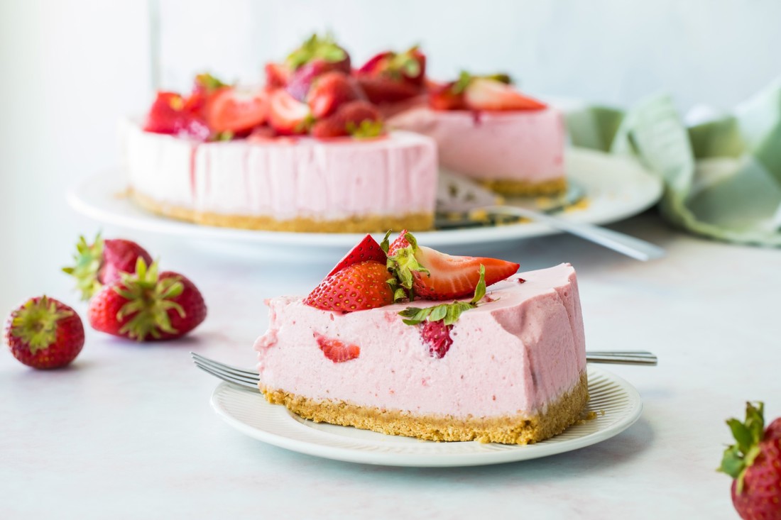 Cheesecake s jagodama koji se ne peče: Brzi recept koji ćete obožavati
