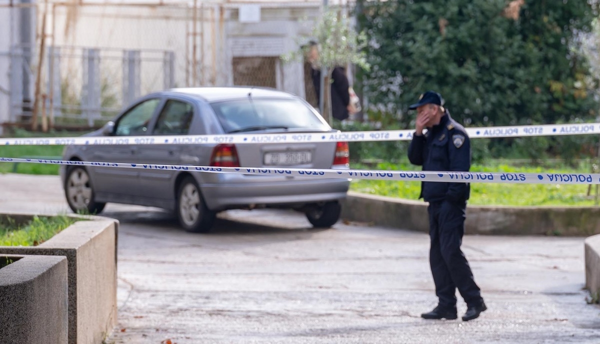 Policijski pas kod 51-godišnjaka u Zadru otkrio ručne bombe, pištolj i pušku