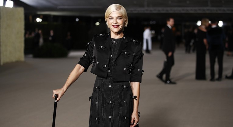 Slavna glumica pozirala sa štapom za Vogue. Vodi tešku bitku s multiplom sklerozom