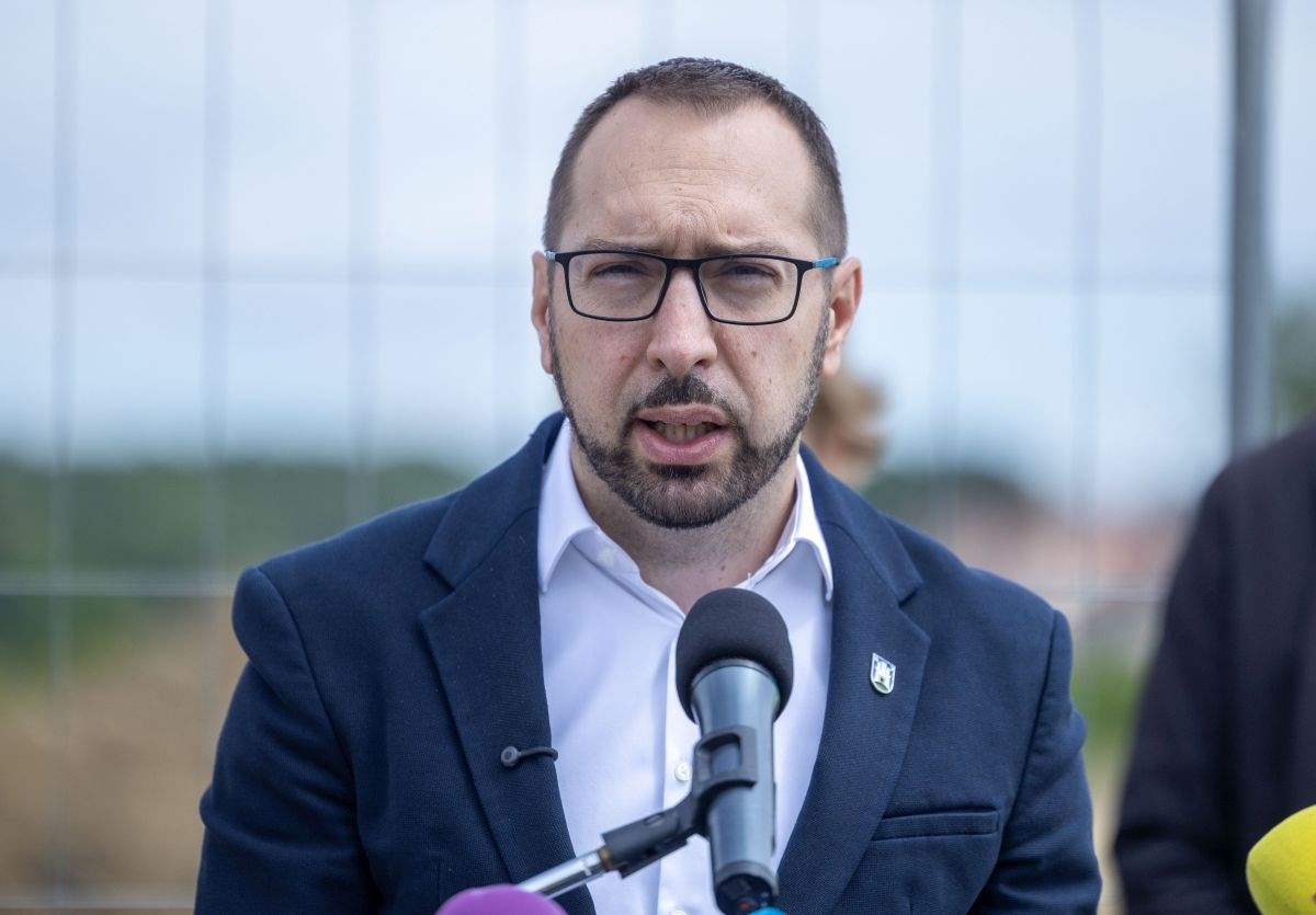 Tomašević: Bitno je sjetiti se da su pod Titovim vodstvom partizani oslobodili Zagreb