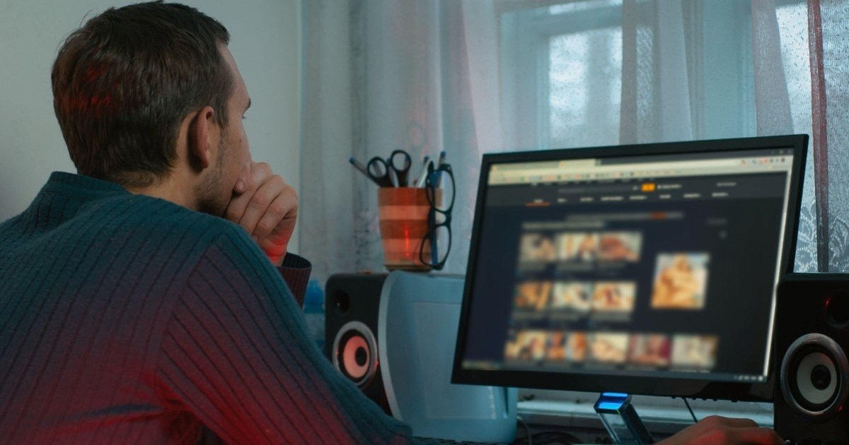 U Britaniji će za gledanje 18+ sadržaja na internetu trebati putovnica ili vozačka