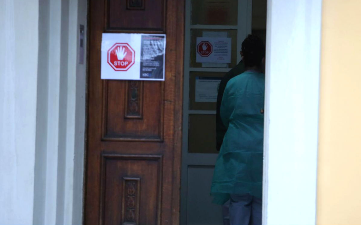 U Primorsko-goranskoj županiji 400 ljudi pod nadzorom zbog koronavirusa