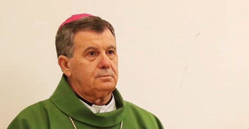 Nadbiskup Vukšić u božićnoj poruci: Slijedite Isusa, pomažite siromašnima i gladnima