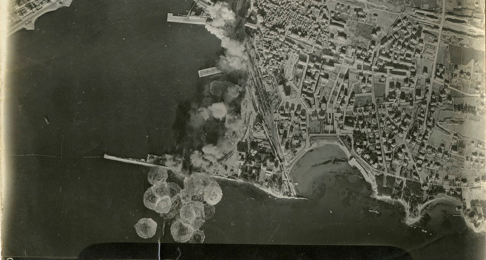 FOTO Tog dana na Split je bačeno preko 500 bombi. Grad je uništen, ubijene su stotine