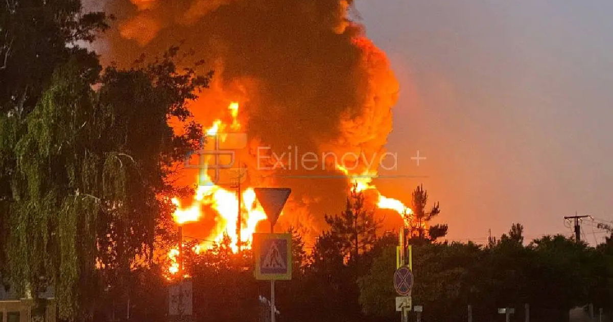 Masovni napad dronovima na Sankt Peterburg. Rusija: Srušili smo ih 86