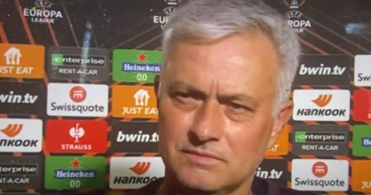 Novinar čestitao Mourinhu, pogledajte reakciju i odgovor odrješitog trenera Rome