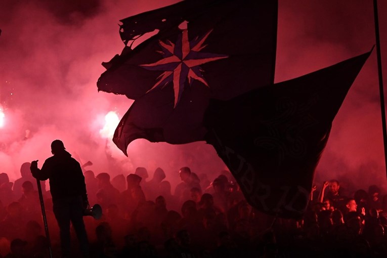 Navijači Dinama na Fejsu prozvali jednog igrača: Njegov izlazak bio je potez utakmice