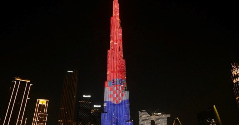 Burj Khalifa zasjao u bojama hrvatske zastave 