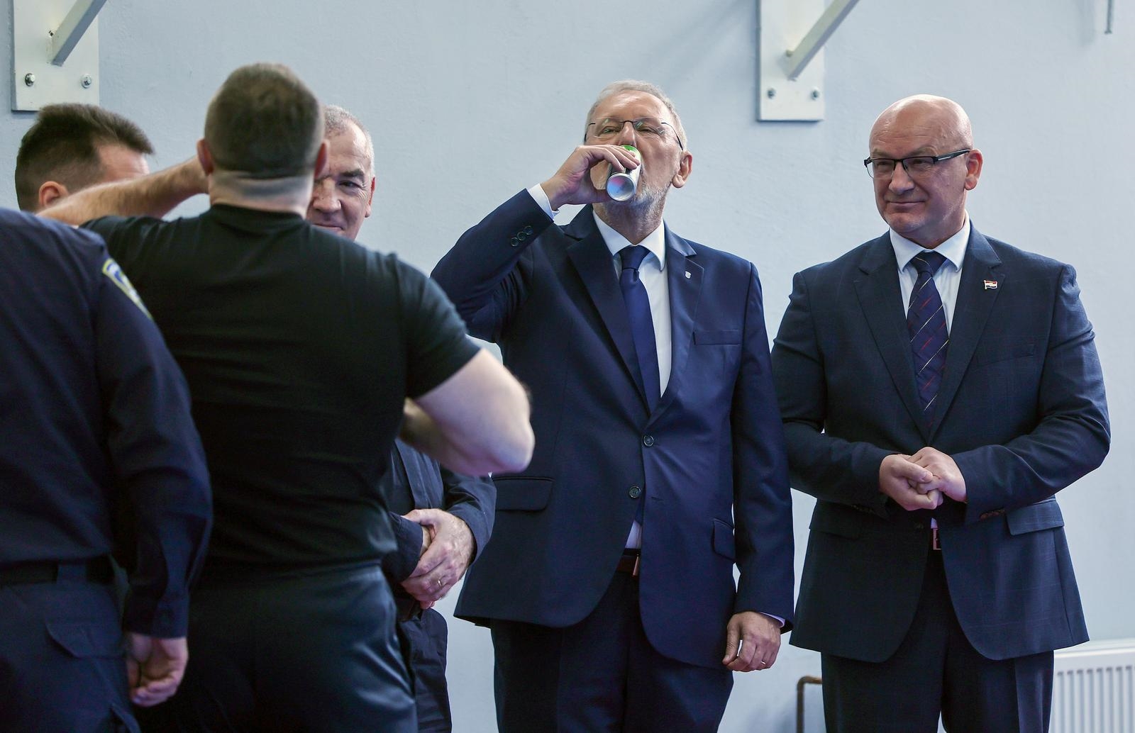 Božinović: S pirotehnikom se pokušava izbjeći zakon. Tu nastupamo represivno