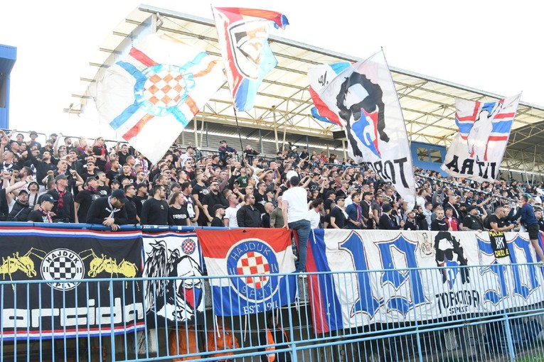 Navijači Hajduka na Fejsu: Dosta je bilo 15 godina ničega