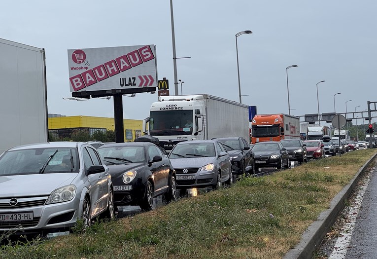 FOTO Kolaps na Slavonskoj u Zagrebu