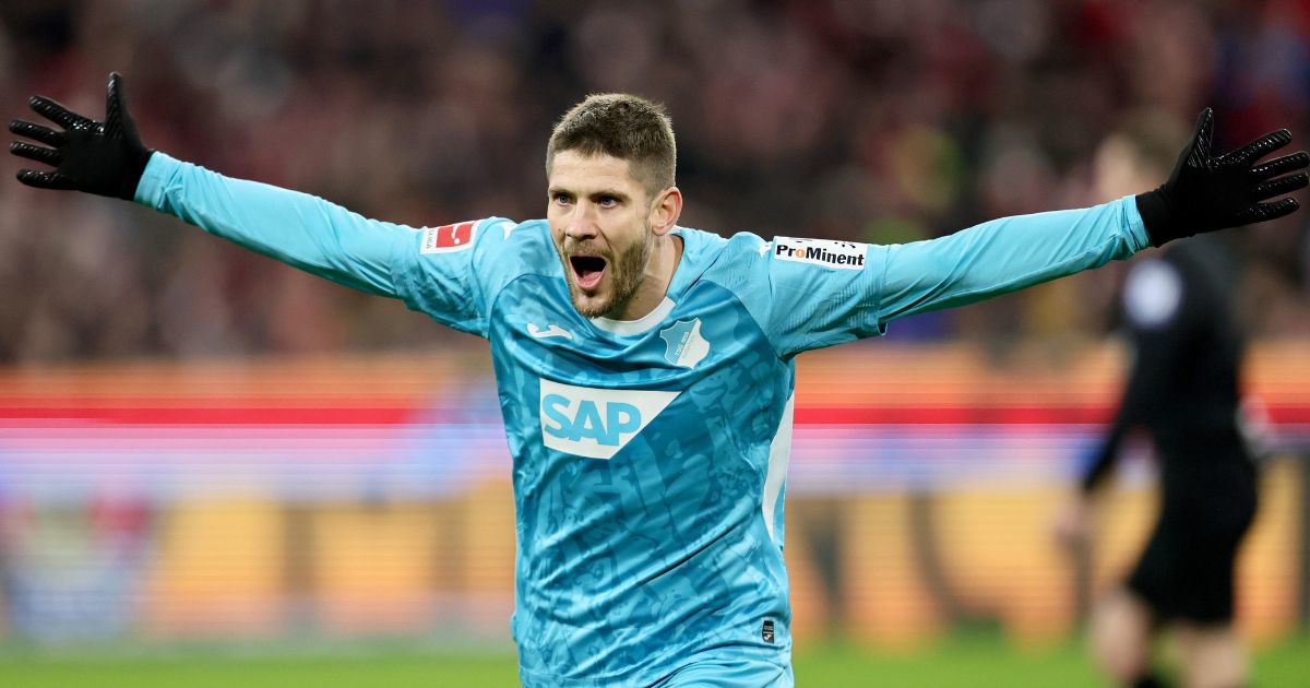 VIDEO Kramarić potpisao novi ugovor okružen kozama