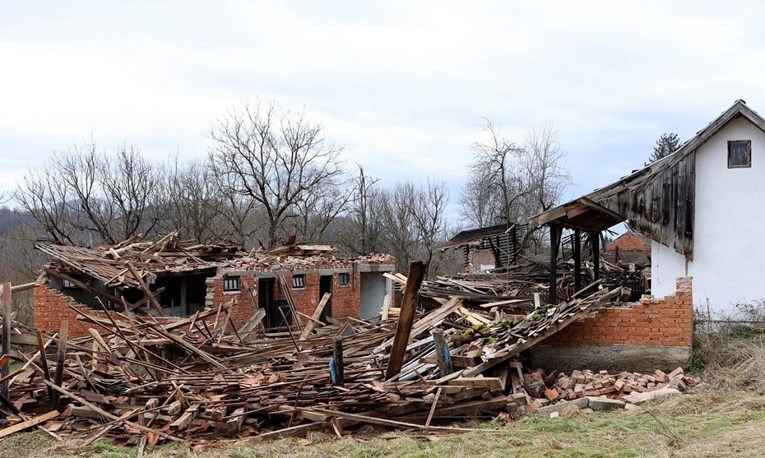 Starici iz Majskih Poljana dvojica muškaraca opljačkala kuću uništenu potresom