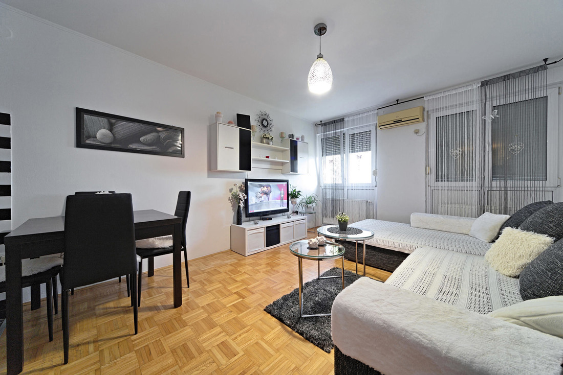 Moderan stan u Osijeku prodaje se potpuno namješten za 180.000 €