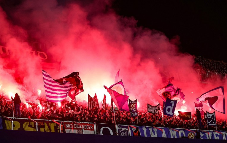 UEFA žestoko kaznila Dinamo za prvu europsku utakmicu na Maksimiru