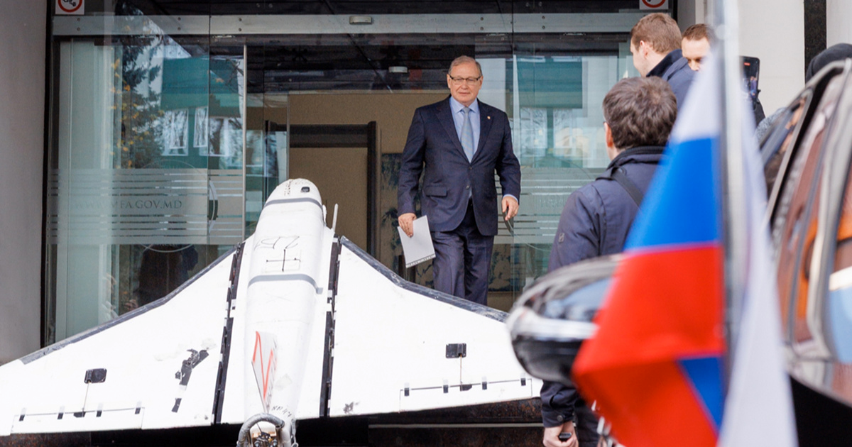 Ruski ambasador u Moldaviji pozvan na razgovor. Dočekao ga dron s crvenim slovom "Z"