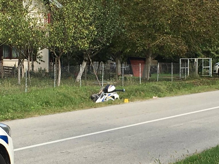 Policajac kod Požege sletio s motocikla