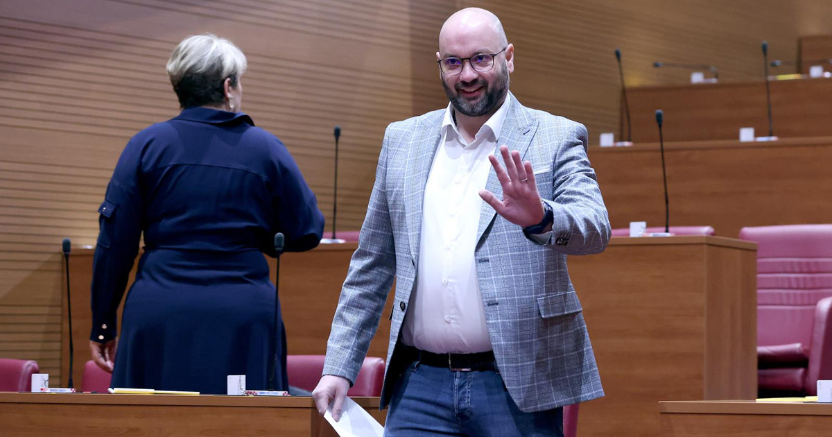 Saborski zastupnik: Poštovane kolegice i kolege, poštovana stoko
